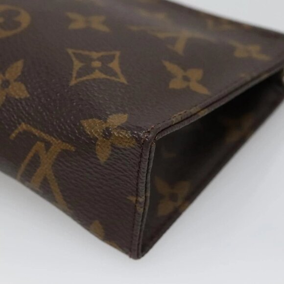 LOUIS VUITTON Monogram Poche Toilette 15 Pouch M47546 LV Auth 139378 - Picture 4 of 16